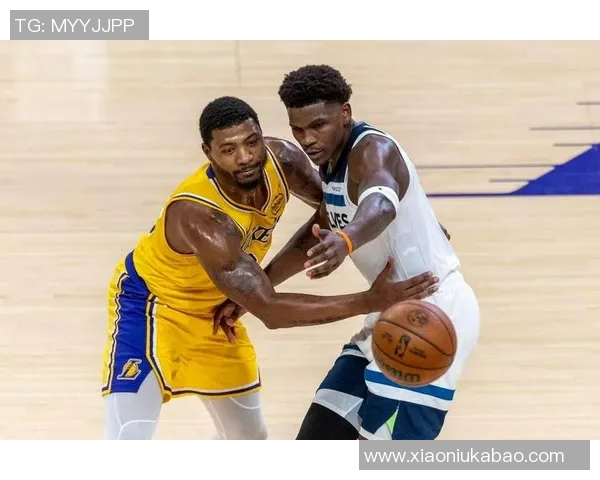 湖人力克森林狼，里夫斯25分11助7板1失误，高位配合拒绝掩护拆封侧线